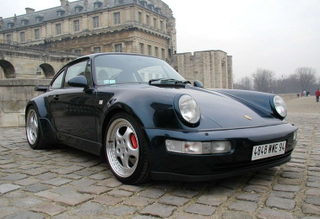 Illustration for article titled Late Night 964s
